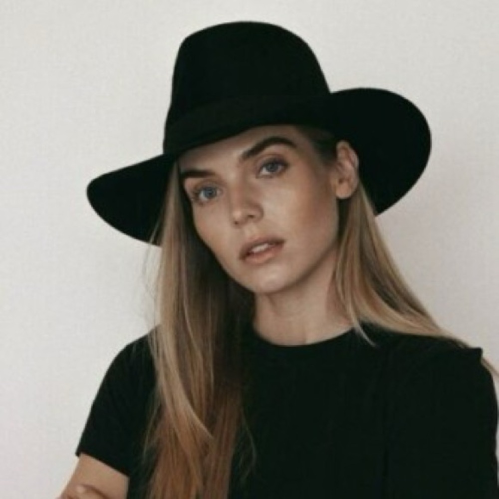 Janessa Leone black wool fedora hat